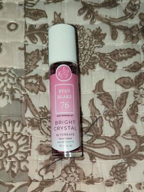 76 Bright Crystal-Inspired Body Fragrance Oil — Pink